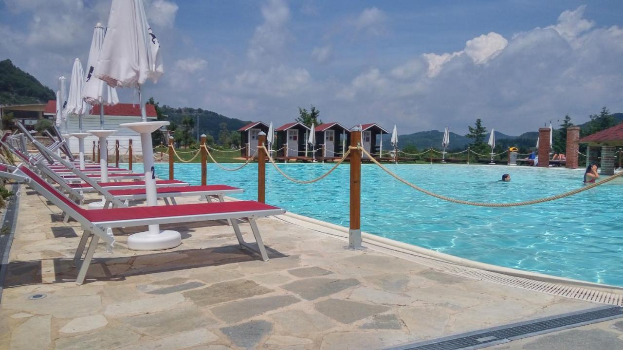 Relais Black Horse Millesimo Luaran gambar
