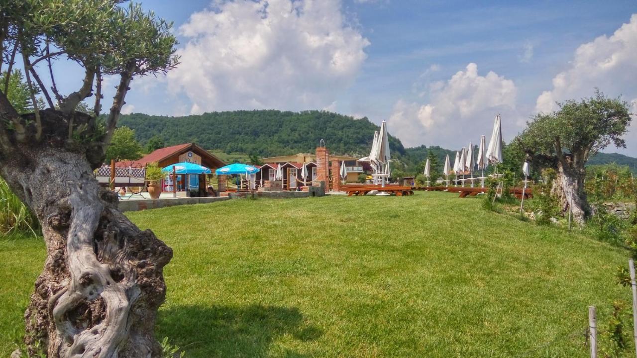 Relais Black Horse Millesimo Luaran gambar