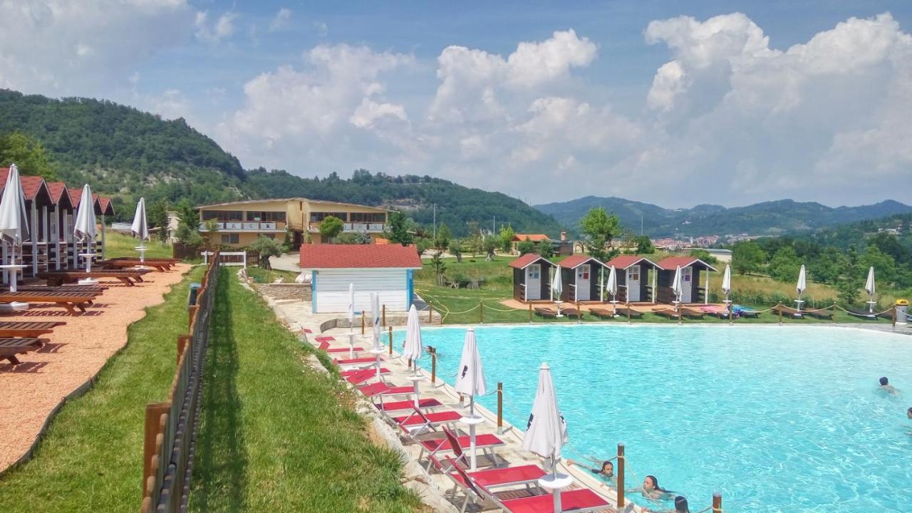 Relais Black Horse Millesimo Luaran gambar