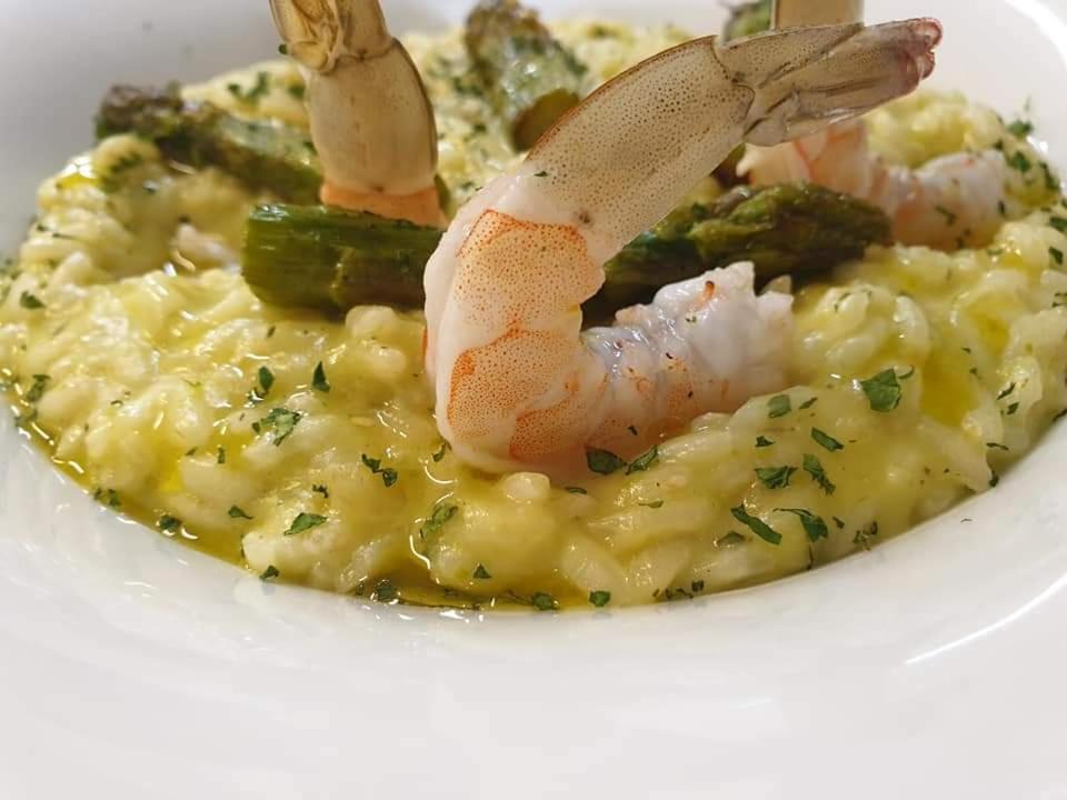 Relais Black Horse Millesimo Luaran gambar