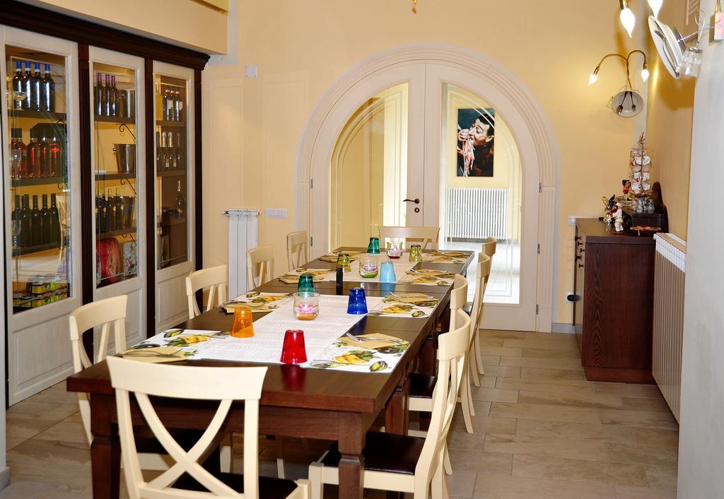Relais Black Horse Millesimo Luaran gambar
